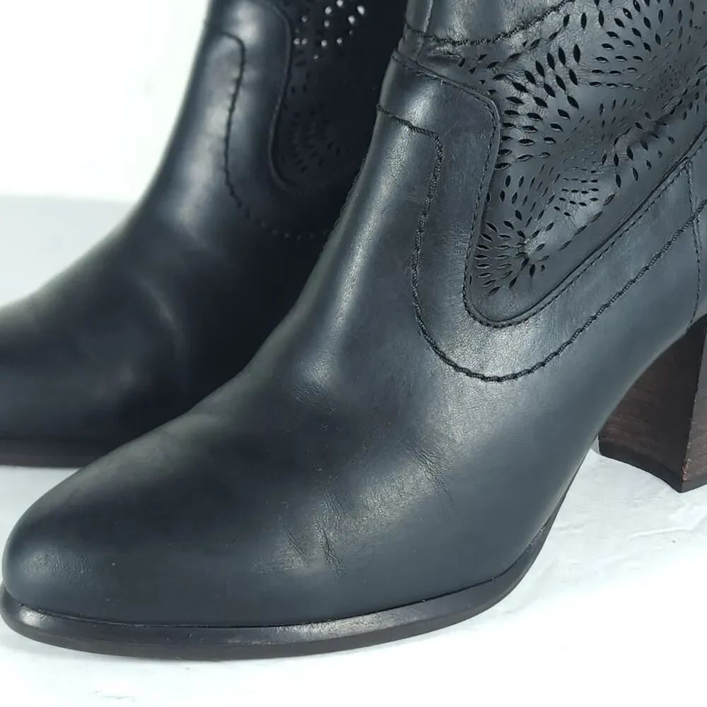 UGG Women's Charlotte US8,5 Black Leather Perforated Heeled Ankle Booties Boots - Picture 11 of 16